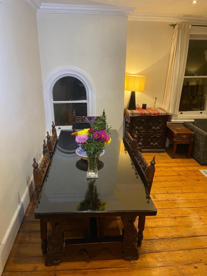 Charming And Beautiful In Wandsworth Séjour chez l'habitant *