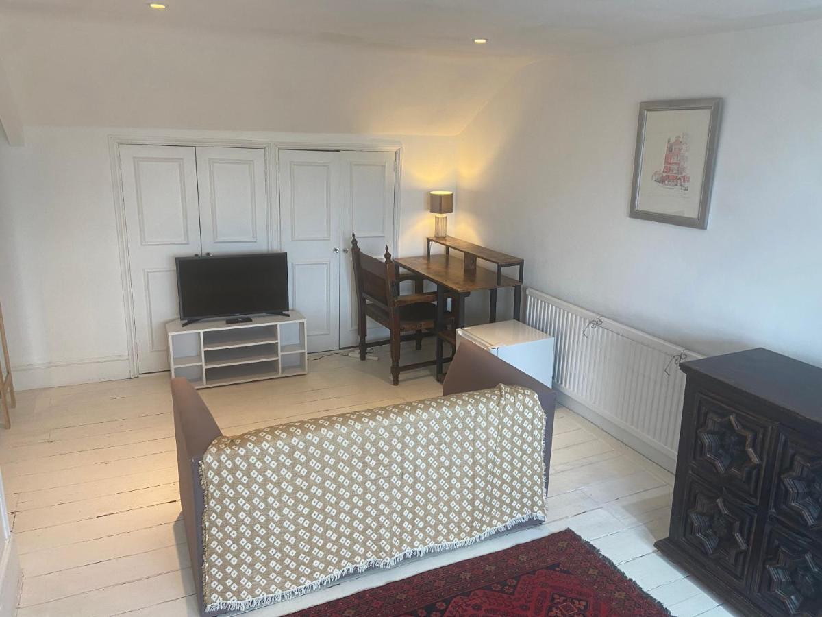 Charming And Beautiful In Wandsworth Séjour chez l'habitant